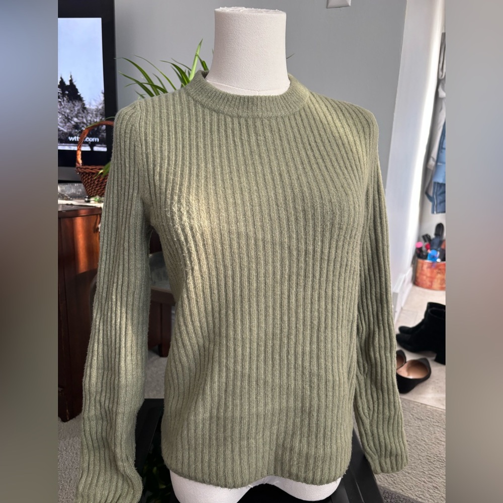 Abercrombie Slim Sweater